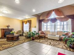 エコノ ロッジ イン & スイーツ エバンズビル イースト 写真