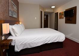 ペニー ヘッジ ウィットビー バイ マーストンズ インズ 写真