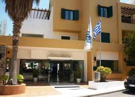 エルミ スイーツ ホテル 写真