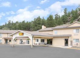 スーパー 8 バイ ウィンダム カスター / クレイジー ホース エリア