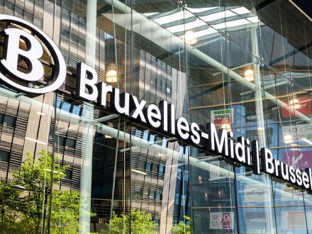 ラディソン ホテル ブリュッセル サントル ミディ 写真