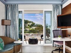 ラディソン ホテル キャンディ 写真