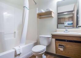 ホームタウン スタジオズ & スイーツ ベントンビル バイ レッド ルーフ