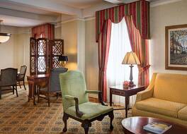 Amway Grand Plaza, Curio Collection by Hilton 写真