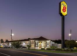 スーパー 8 バイ ウィンダム ディクソン 写真