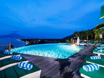 ジェンガラ ヒル 写真