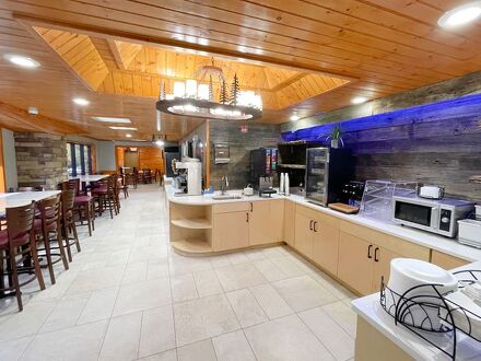 ベイモント バイ ウィンダム ガットリンバーグ オン ザ リバー 写真