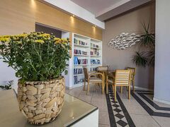 Helios Apartments 写真