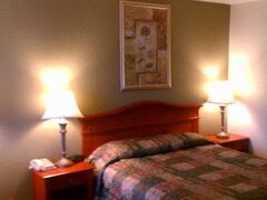 デイズ イン バイ ウィンダム レバノン 写真