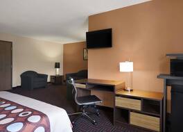 スーパー 8 バイ ウィンダム コリンズビル セント ルイス