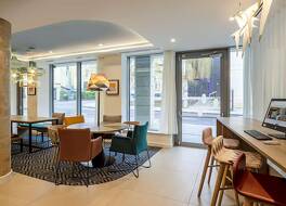 ハンプトン バイ ヒルトン バース シティ 写真