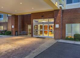 フェアフィールド イン & スイーツ クックビル 写真