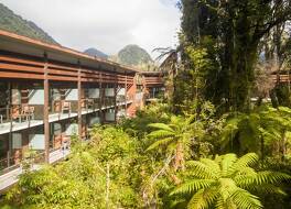 テ ワオヌイ フォレスト リトリート