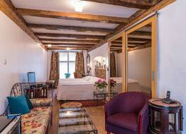 CRU ホテル 写真