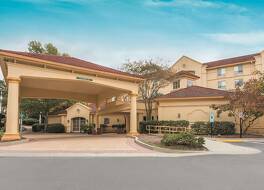 ラ キンタ イン & スイーツ バイ ウィンダム ローリー クラブツリー 写真