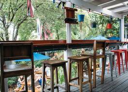 ノマッズ ヌーサ バックパッカーズ ホステル 写真