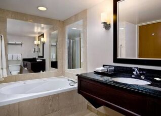 シェラトン オン ザ フォールズ ホテルに関する旅行記 ブログ フォートラベル Sheraton On The Falls Hotel ナイアガラ フォールズ