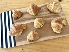 ツーリスト イン ホーム アンド ブレッド 写真