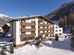 ホテル ガルニ ムッスメ 写真