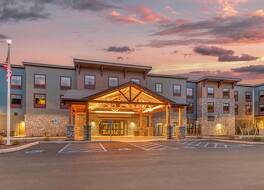 カンブリア  ホテル レイク プラシド - レイクサイド  リゾート