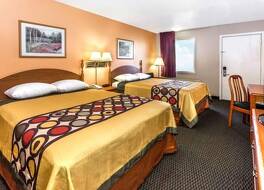 ナイツ イン クローフォードビル 写真