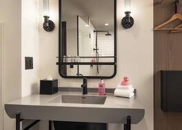 モクシー ルイビル ダウンタウン 写真