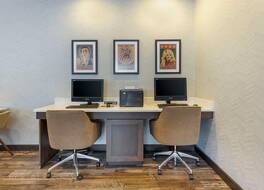 Best Western Plus Nashville Airport Hotel 写真