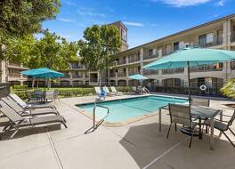 イン アット ローナート パーク