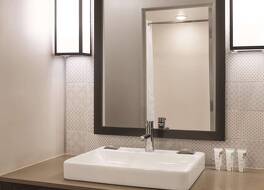 カントリー  イン & スイーツ バイ  ラディソンセバービル コダック テネシー 写真