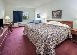 スーパー 8 バイ ウィンダム ウォータールー 写真