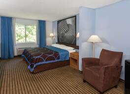 スーパー 8 バイ ウィンダム ハンティントン 写真