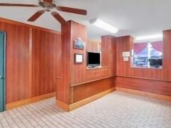 デイズ イン バイ ウィンダム ニューポート 写真