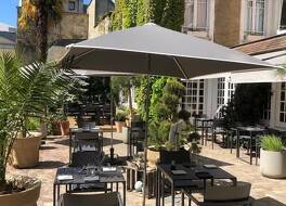 ホテル ル リオン ドール エ レストラン ラ ターブル デュ リオン 写真