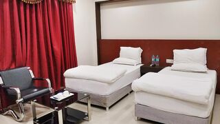 ブッダガヤ セブン イン ホテル アンド レストラン