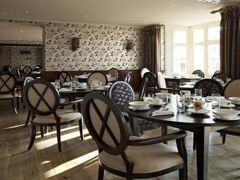 Holm House - Stylish Coastal Suites - Silures Bar & Restaurant On-site 写真