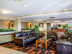 クオリティ イン & スイーツ CVG エアポート 写真