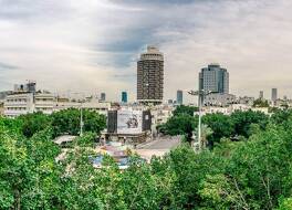 ザ ホワイト ハウス ホテル アット ディゼンゴフ スクエア 写真