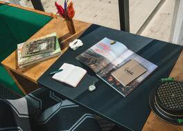 Graduate by Hilton Eugene 写真