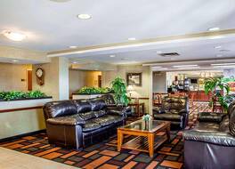 クオリティ イン & スイーツ CVG エアポート 写真