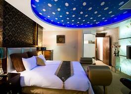 クリスタル モーテル