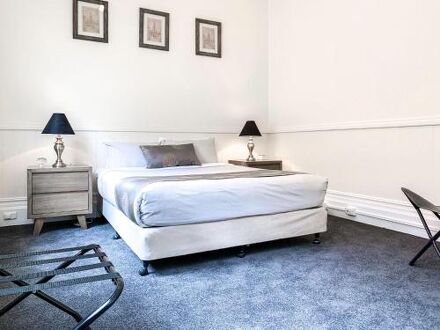 Waratah On York 写真