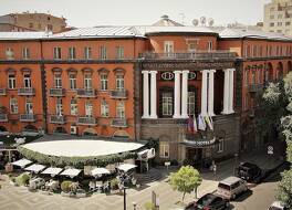 Grand Hotel Yerevan - Small Luxury Hotels of the World 写真