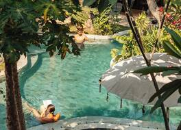 ハニーハイドアウェイ