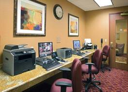 Embassy Suites by Hilton East Peoria Riverfront Hotel & Conference Center 写真