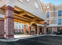 コンフォート イン & スイーツ エアポート - アメリカン ウェイ 写真