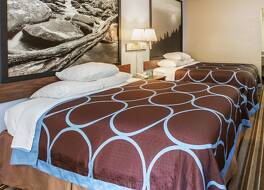 スーパー 8 バイ ウィンダム カリービル テネシー 写真