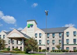 ホリデイ イン エクスプレス & スイーツ エルクハート by IHG 写真