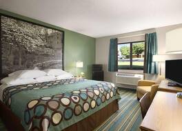 スーパー 8 バイ ウィンダム ベーツビル 写真