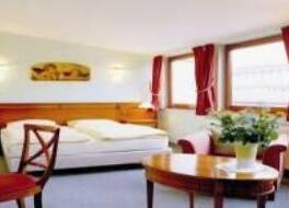 ホテル アム ルイセンプラッツ 写真