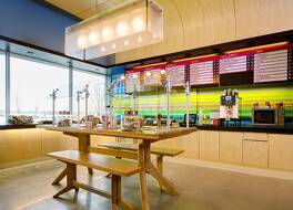 Aloft Bolingbrook 写真